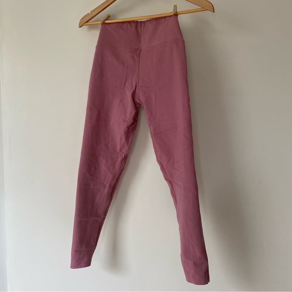Women's Mauve Leggings and Shorts Set - Picture 6 of 12